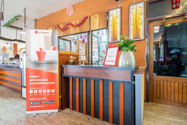 レッドドアーズ プラス ニア バライ コタ バトゥ 2