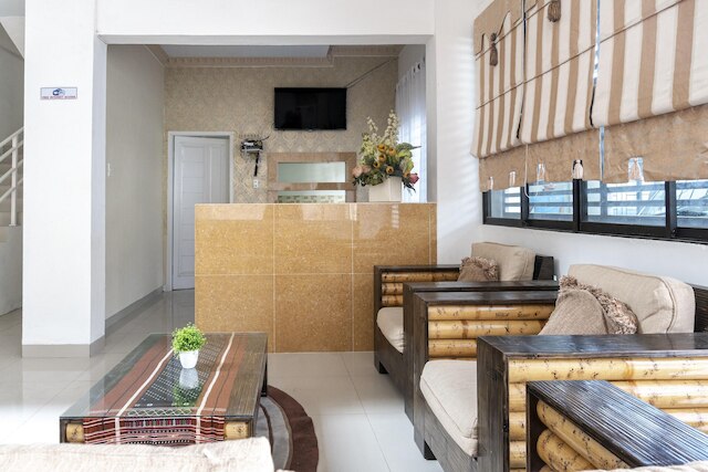 レッドドアーズ シャリア ニア スタディオン テラダン メダン