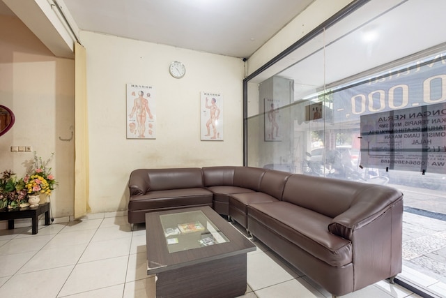 クールコスト アット ジャラン タマン シスワ ジョグジャカルタ