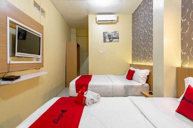 レッドドアーズ ニア ディノ パーク