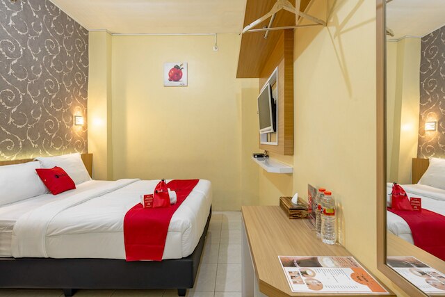 レッドドアーズ ニア ディノ パーク