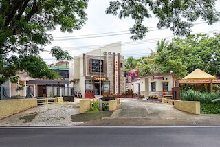 レッドドアーズ ニア ディノ パーク