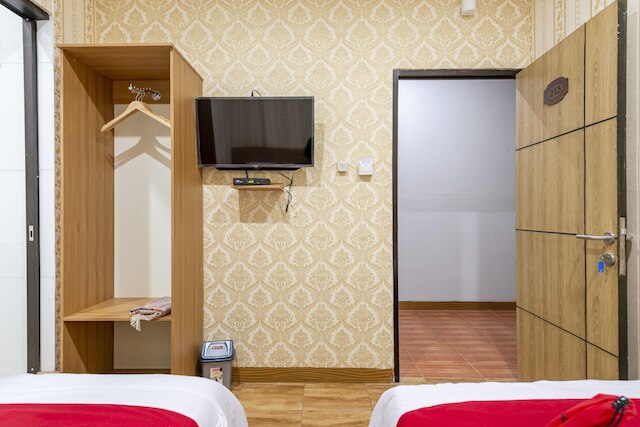 レッドドアーズ シャリア アット ダナウ ケリンチ サウォジャジャール