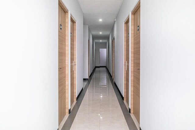 レッドドアーズ ニア リッポ モール プリ