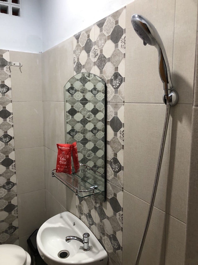 レッドドアーズ ニア シトラランド ガマ シティ メダン