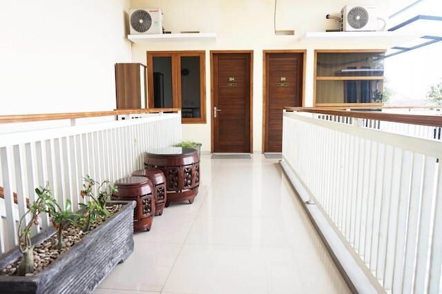 レッドドアーズ アット ジャラン ケダウン