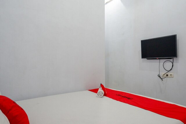 レッドドアーズ アット ジャラン アディヤクサ パナクカン