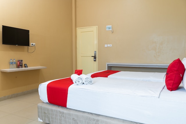 レッドドアーズ ニア スルタン ママド バダルディン エアポート パレンバン