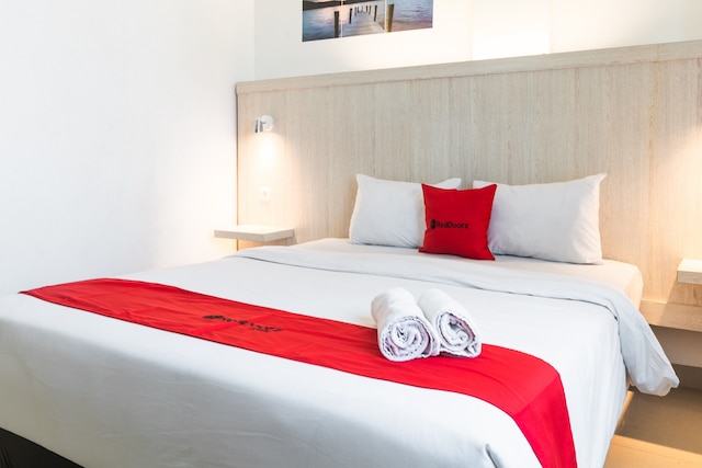 レッドドアーズ ニア スルタン ママド バダルディン エアポート パレンバン