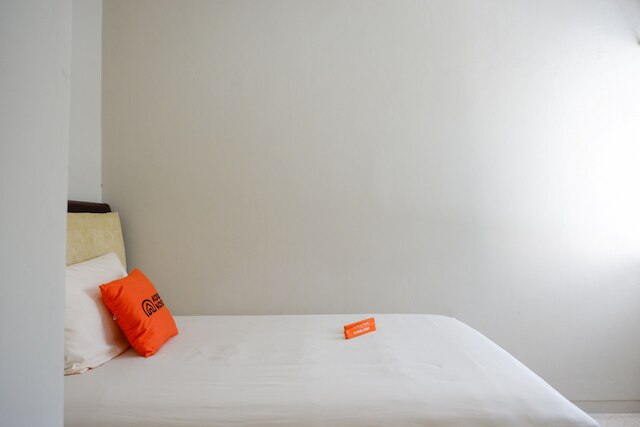 クールコスト フィーメール シャリア ニア UII タマン シスワ