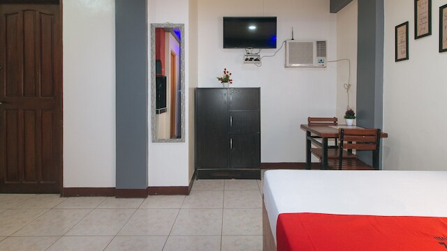 レッドドアーズ ッ A&F C5 ピナグサマ タギッグ