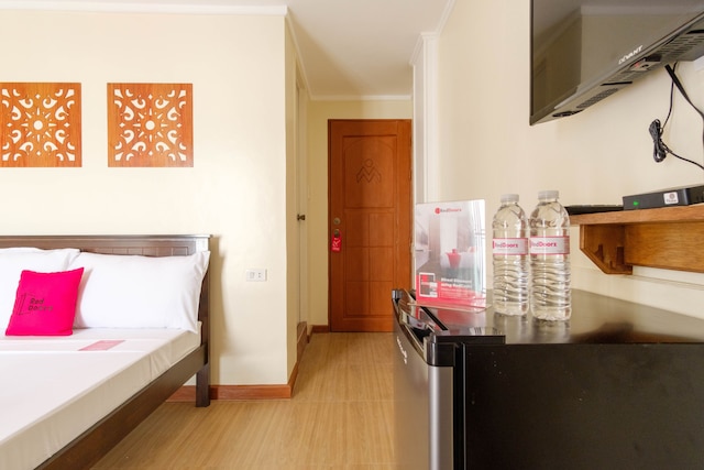 レッドドアーズ プラス ニア ジョンソン アンド ジョンソン パラナャーケ