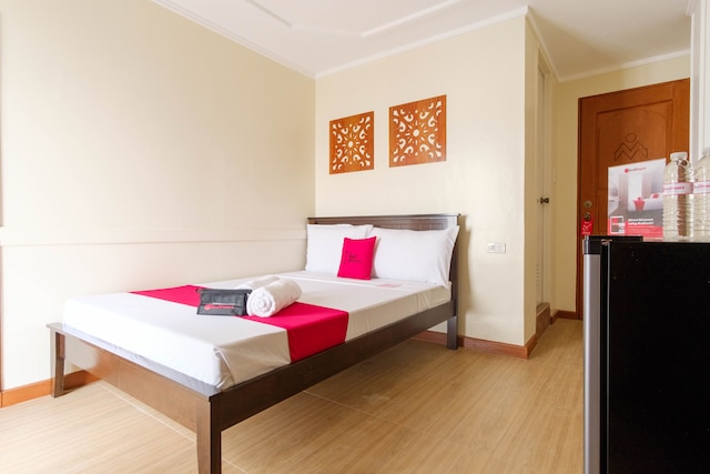 レッドドアーズ プラス ニア ジョンソン アンド ジョンソン パラナャーケ