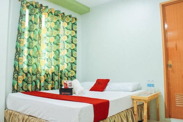 レッドドアーズ ット タロト ディストリクト タグビララン