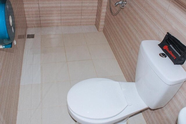 レッドドアーズ ット タロト ディストリクト タグビララン