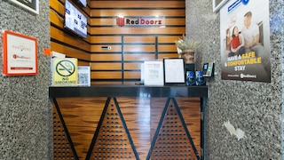 レッドドアーズ ニア キアポ チャーチ マニラ