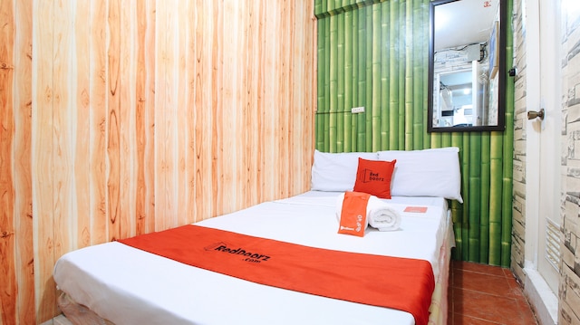 レッドドアーズ ニア オウワ パサイ