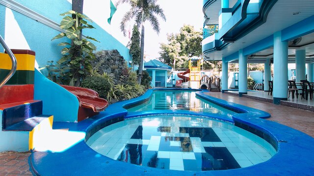 レッドドアーズ プラス アット ヴィラ グロリア タギッグ