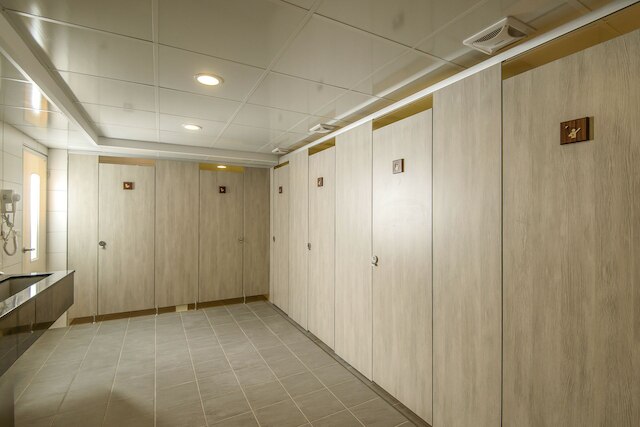 Travelers Plus - Hostel