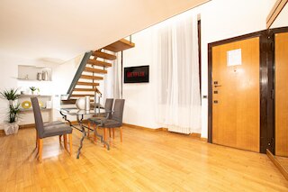 マイ・ピアッツァ・ナヴォーナ・ドリーム・スプリット・レベル・アパートメント - トップコレクション