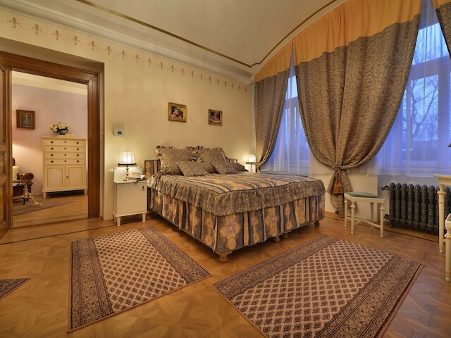 シティ エスケープ バイ ザ リバー