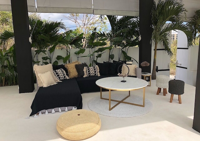 ホワイト パーム ホテル バリ