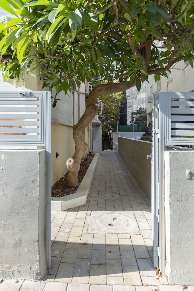 エアTLV サーキン アパートメント