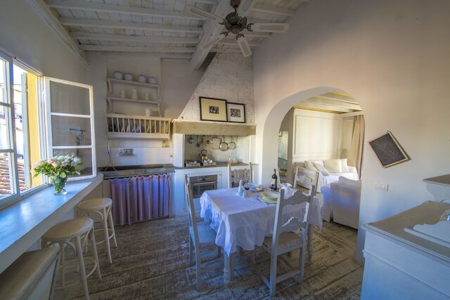 ホワイト ホーム バイ メガ