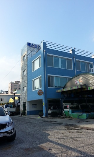 Bexco Hostel B&B