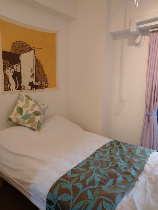 Lyon Doll Shinjuku Gyoen 401