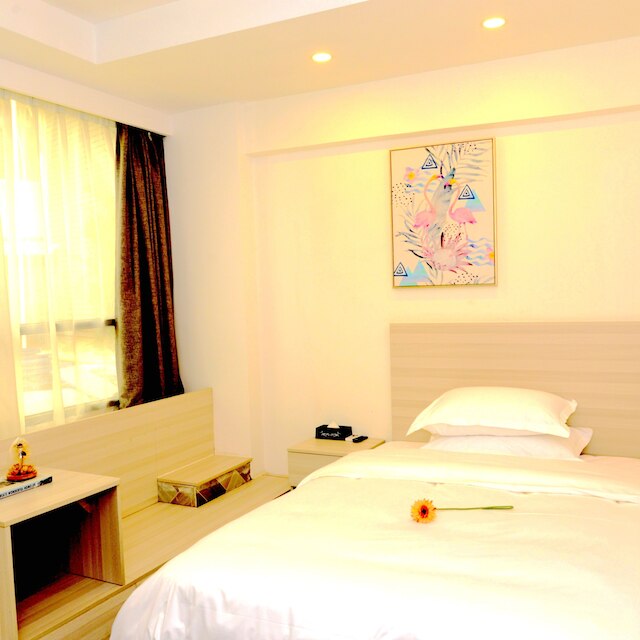 Yimi Hotel Sanyuanli Subway Station