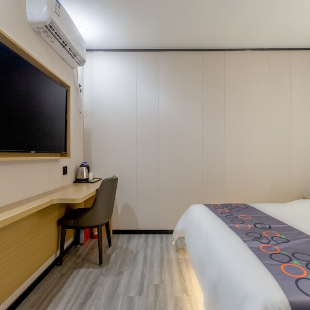 Yimi Hotel Wuyang New Town