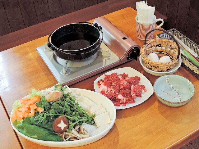 ペンション AKA-TOMBO