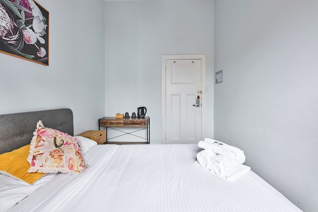 カレッジ ローン ホテル - ホステル