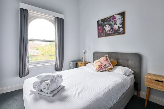 カレッジ ローン ホテル - ホステル