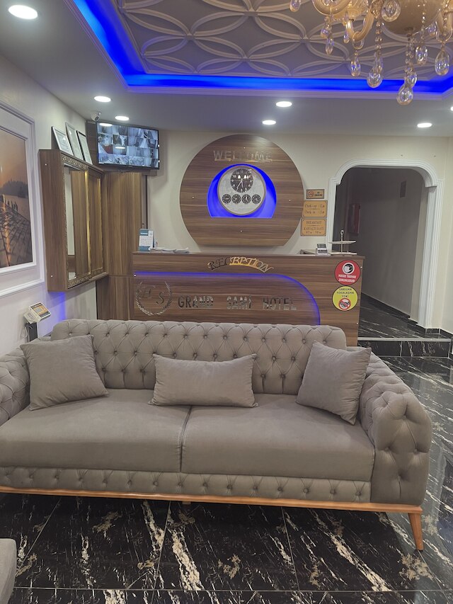 グランド サミ ホテル