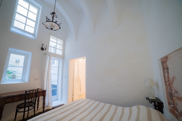 HT1 - カーサ ルームズ