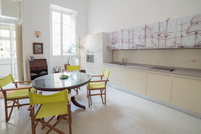 HT2 - カーサ ルームズ