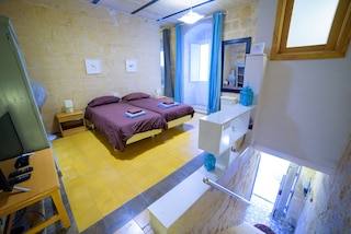 KB - カーサ ルームズ