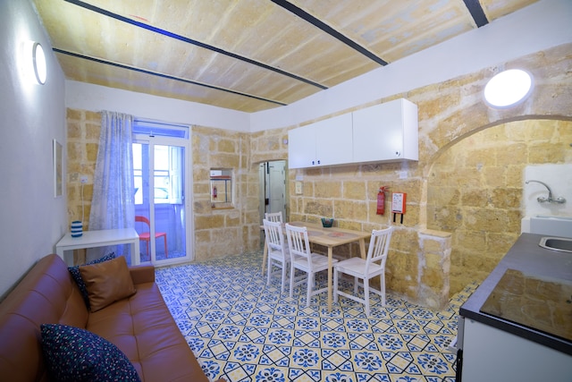 KB - カーサ ルームズ