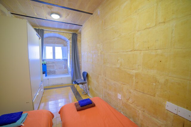 KB - カーサ ルームズ