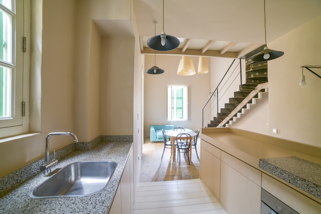 AF - カーサ ルームズ