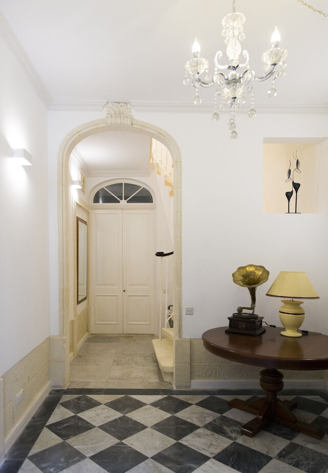 AG1 - カーサ ルームズ