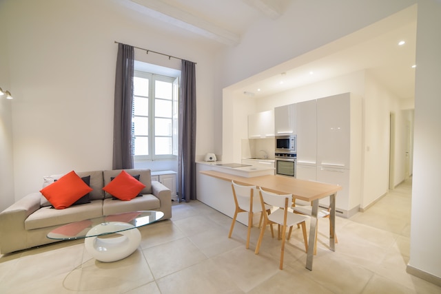 CA1 - カーサ ルームズ