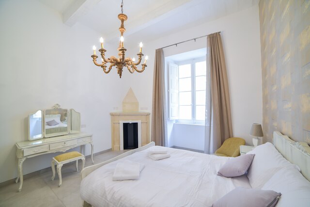 CA2 - カーサ ルームズ