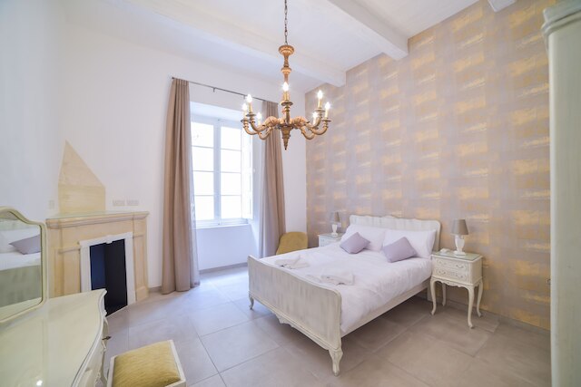 CA2 - カーサ ルームズ