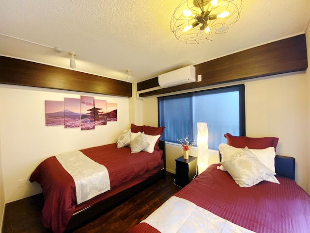 北谷コンドミニアム Tall House