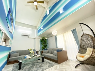 北谷コンドミニアム Tall House