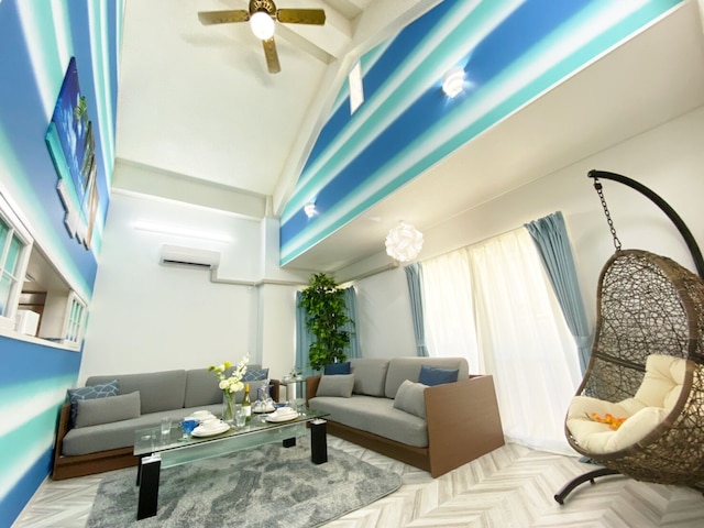 北谷コンドミニアム Tall House