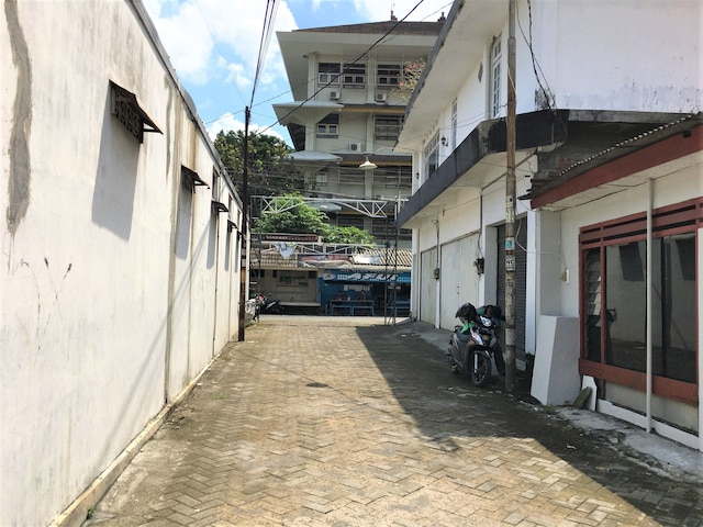 タンバク・バヤン・ゲストハウス